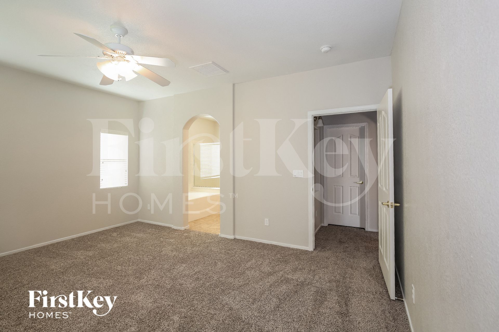 Building Photo - 4025 Amberdale Ave