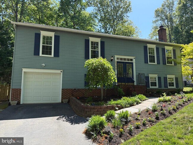 Building Photo - 2308 Harpoon Dr