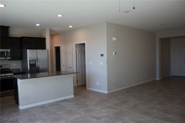 Building Photo - 7632 Bandon Cliffs St