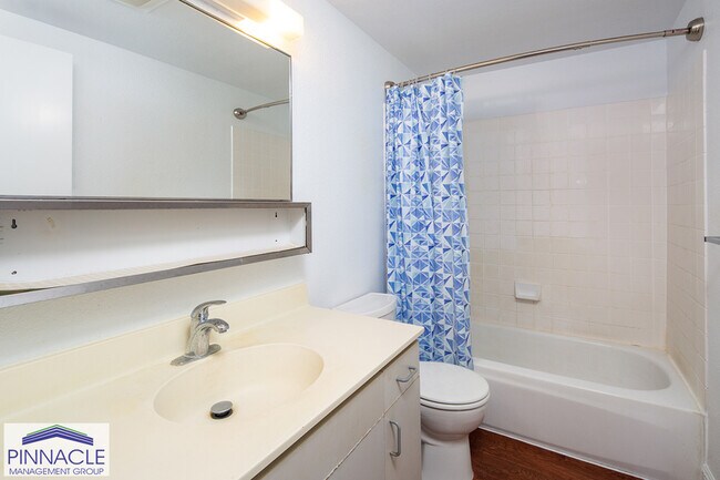 Building Photo - 91-1036 Kaiau Ave #10G