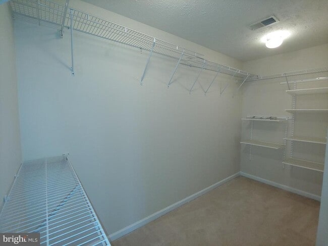 Building Photo - 912 Glaze Ct