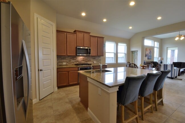 Building Photo - 24610 Windmill Canyon Ln