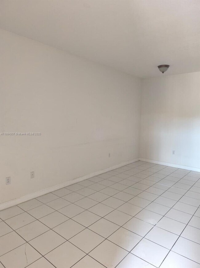 Building Photo - 7050 NW 177th St