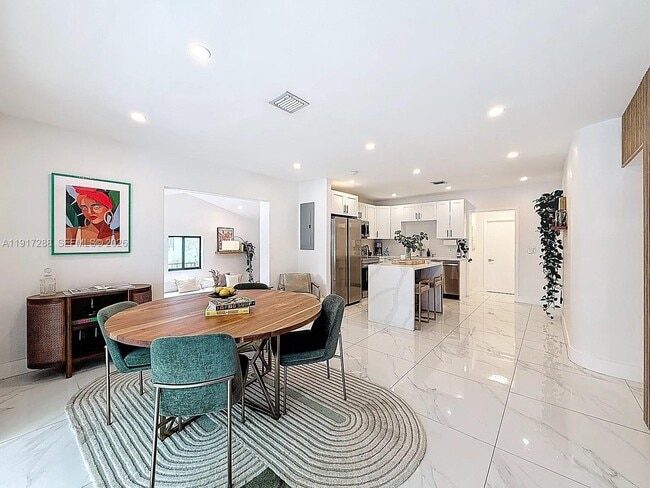 Building Photo - 1367 NW 41st St