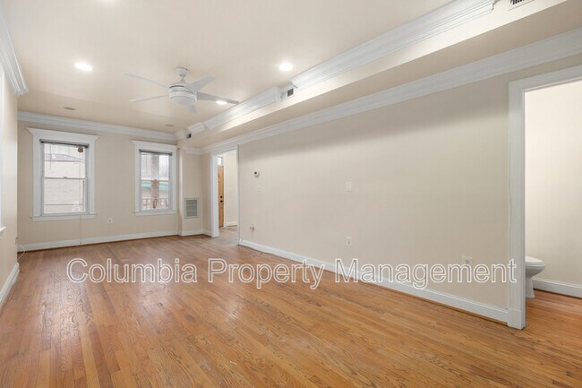 Building Photo - 1809 Kendall St NE