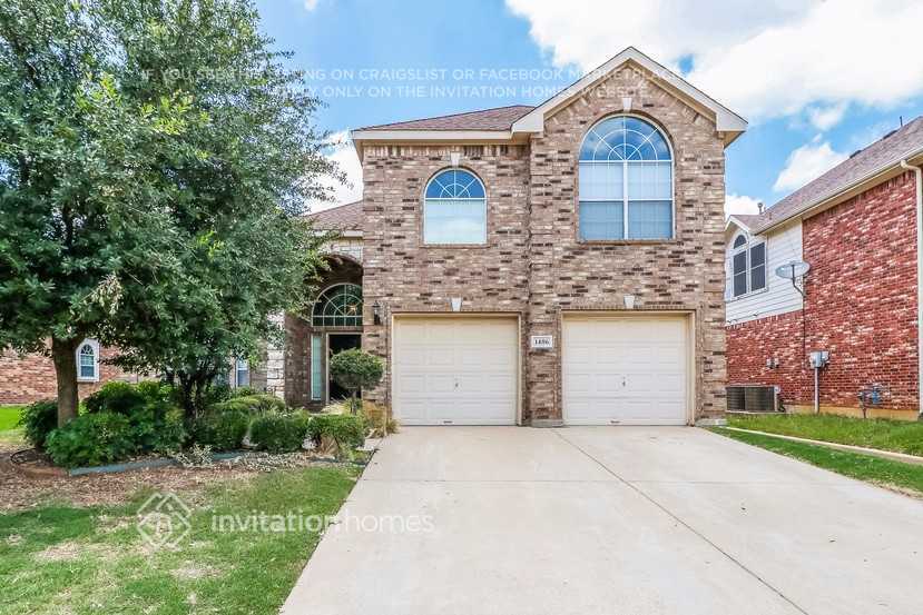 Primary Photo - 1406 Chateau Ln