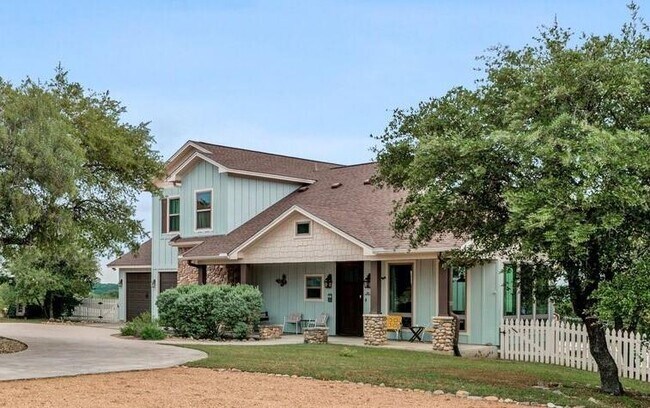 Building Photo - 1009 Lauder Dr