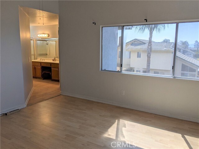 Building Photo - 15073 Cornflower Ct