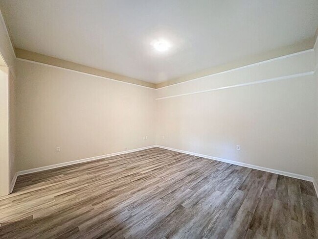 Building Photo - Exquisite Lake County Home with Lake Harris Views