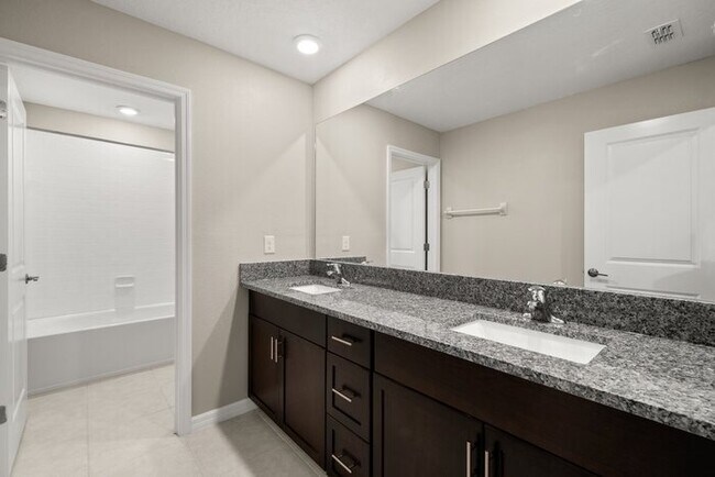 Building Photo - Brand New Home For Rent in South Creek