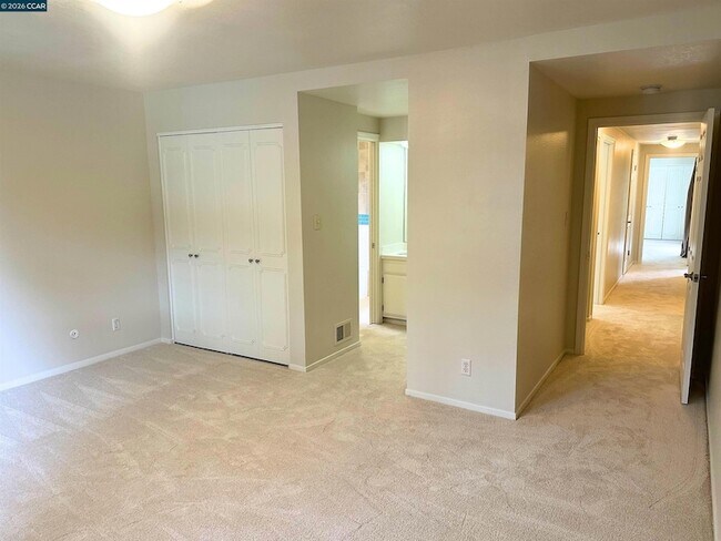 Building Photo - 12195 Blythen Way