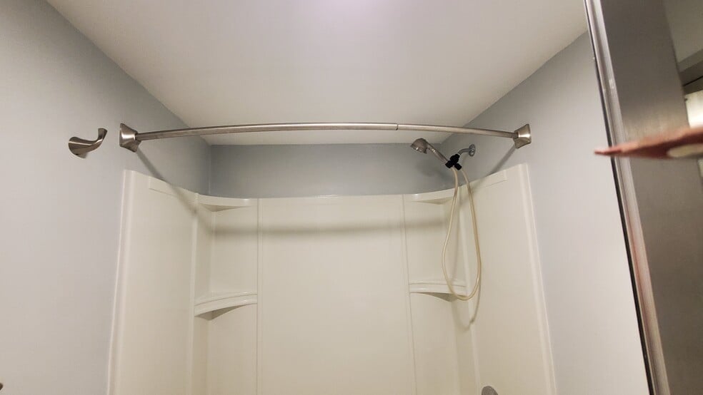 Building Photo - 1650 Cedarwood Dr