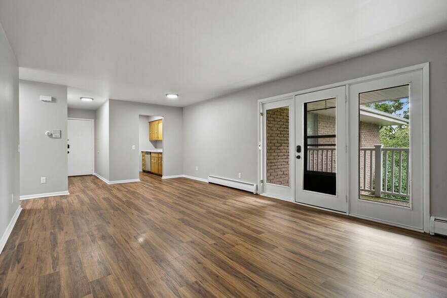 Building Photo - 4934 Whitcomb Dr