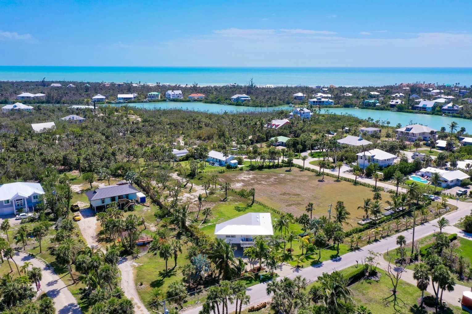 Building Photo - 6093 Henderson Rd