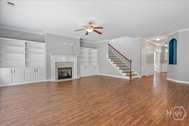 Building Photo - 270 Willow Point Cir