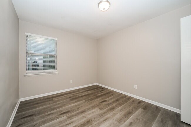 Building Photo - 4782 Cinnamon Fern Dr