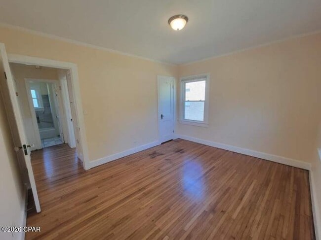 Building Photo - 131 Allen Ave