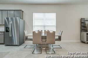 Building Photo - 1114 Aidenbaum