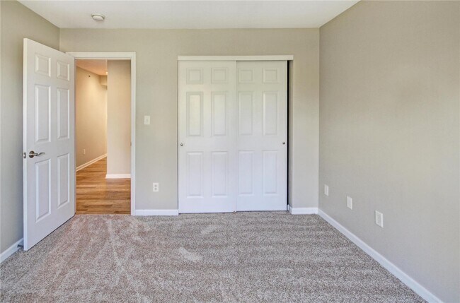 Building Photo - 310 Stonewall Creek Dr