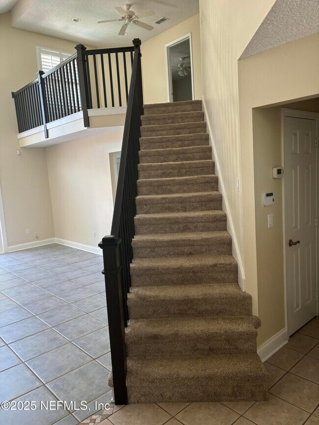 Building Photo - 1815 Kings Ct