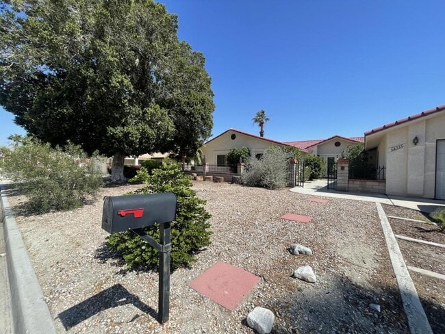 Building Photo - 64315 Spyglass Ave