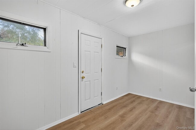 Building Photo - 95 Market St