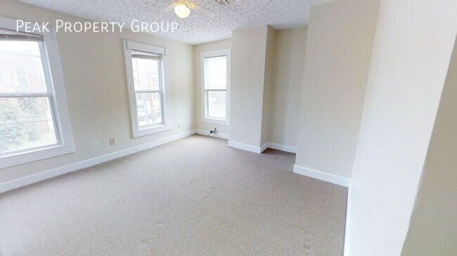 Building Photo - 79 E 7th Ave