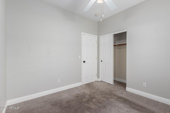 Building Photo - 3704 E Wyatt Way