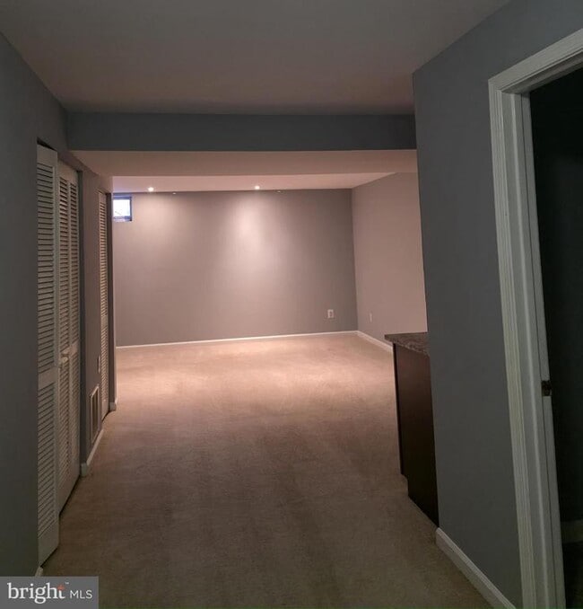 Building Photo - 12977 Abner Ave