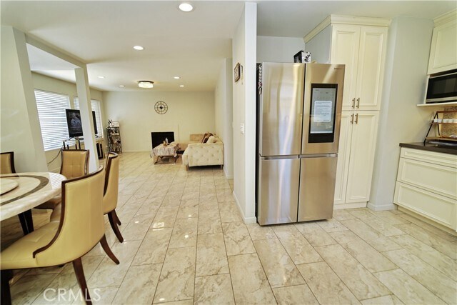 Building Photo - 4700 Topanga Canyon Blvd