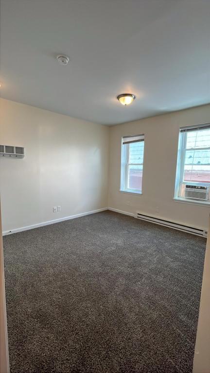 Building Photo - 124 W Potomac St