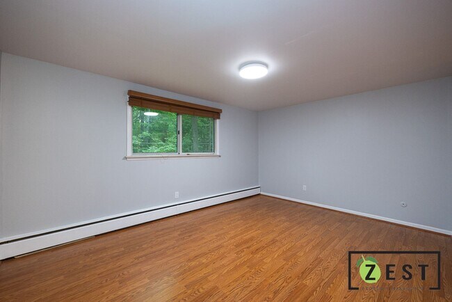 Building Photo - OPEN HOUSE Thursday August 29th 5-6pm