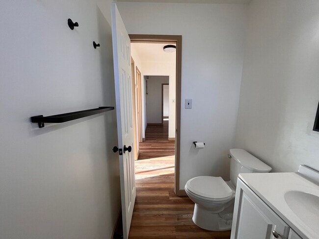 Building Photo - Fully Renovated Home with Large Extra Livingroom and Large Backyard