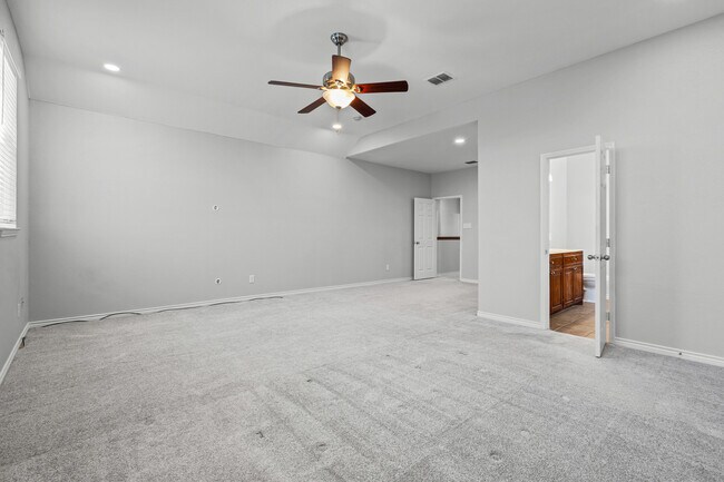 Building Photo - 12404 Pinestraw Rd