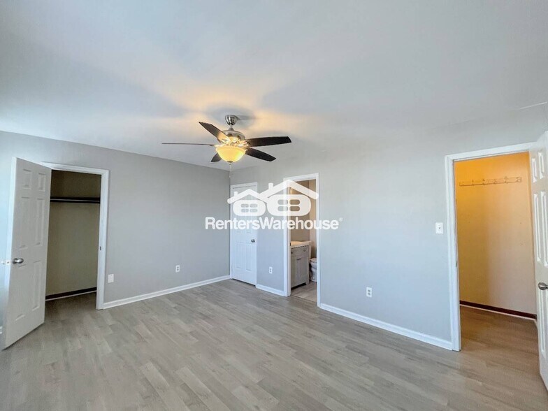 Building Photo - 808 Fraternity Ct