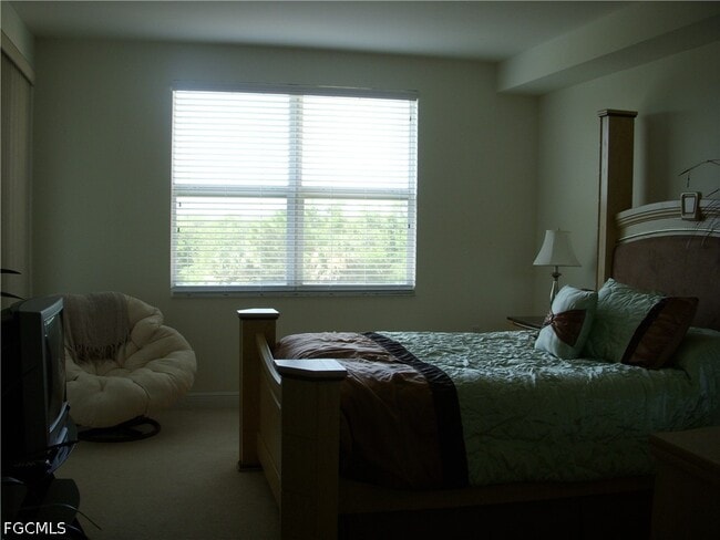 Building Photo - 11021 Gulf Reflections Drive