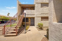 Building Photo - 3301 E Earll Dr