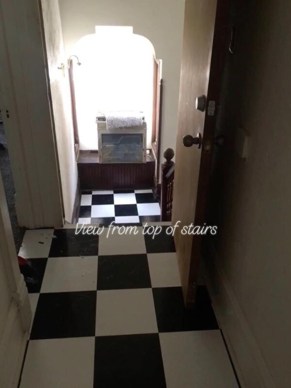 Building Photo - 236 W Broadway St