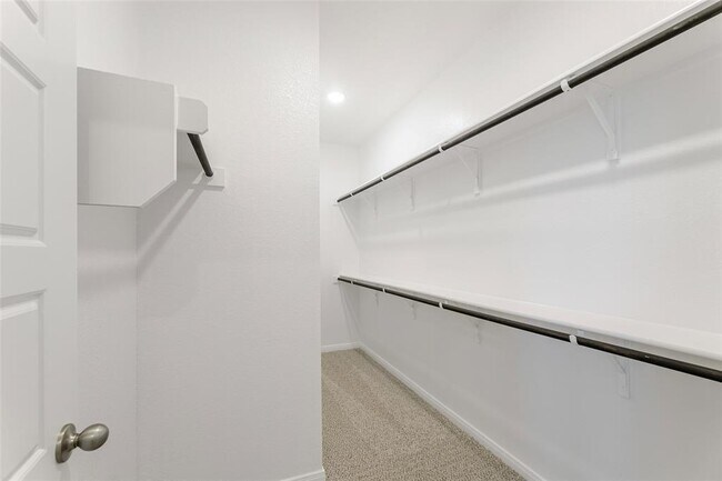 Building Photo - 185 Schrader Dr
