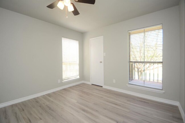 Building Photo - 13151 Walden Rd