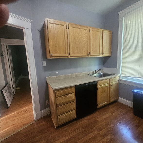 Kitchen - 4209 34th Ave