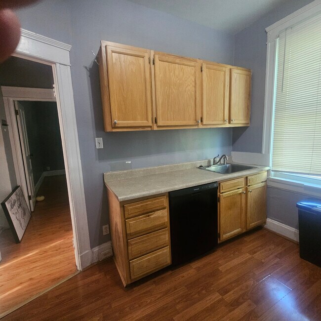 Kitchen - 4209 34th Ave