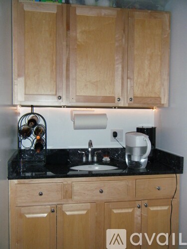 Building Photo - 1728 N Hermitage Ave