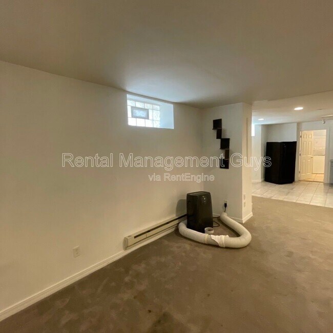 Building Photo - 2021 3rd Ave S