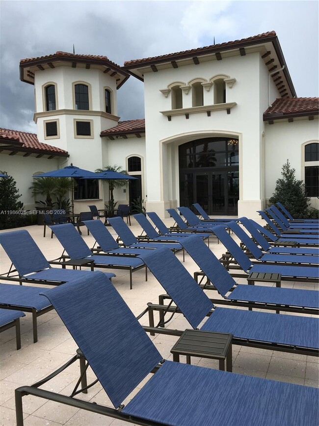 Building Photo - 1501 SW 113th Ave