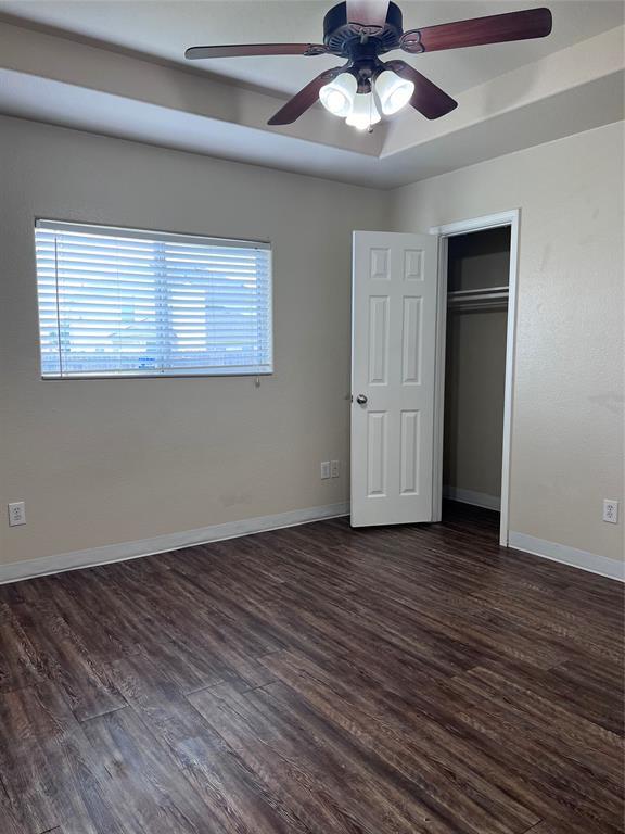 Building Photo - 2319 Shady Tree Ln