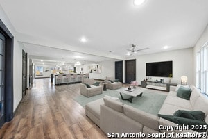 Building Photo - 2643 W Gramercy Pl