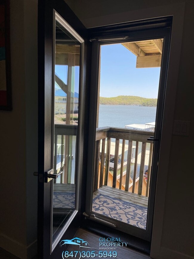 Building Photo - 880 Wading Bird Rd