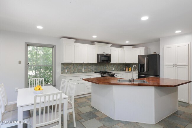 Building Photo - 2450 Capshaw Rd