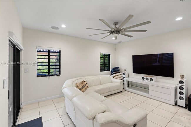 Building Photo - 11730 SW 229th Ln